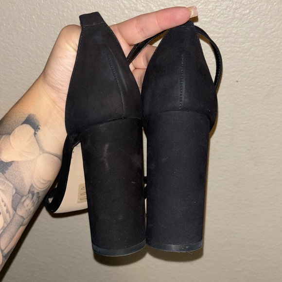 ALDO - Picture 3 of 5